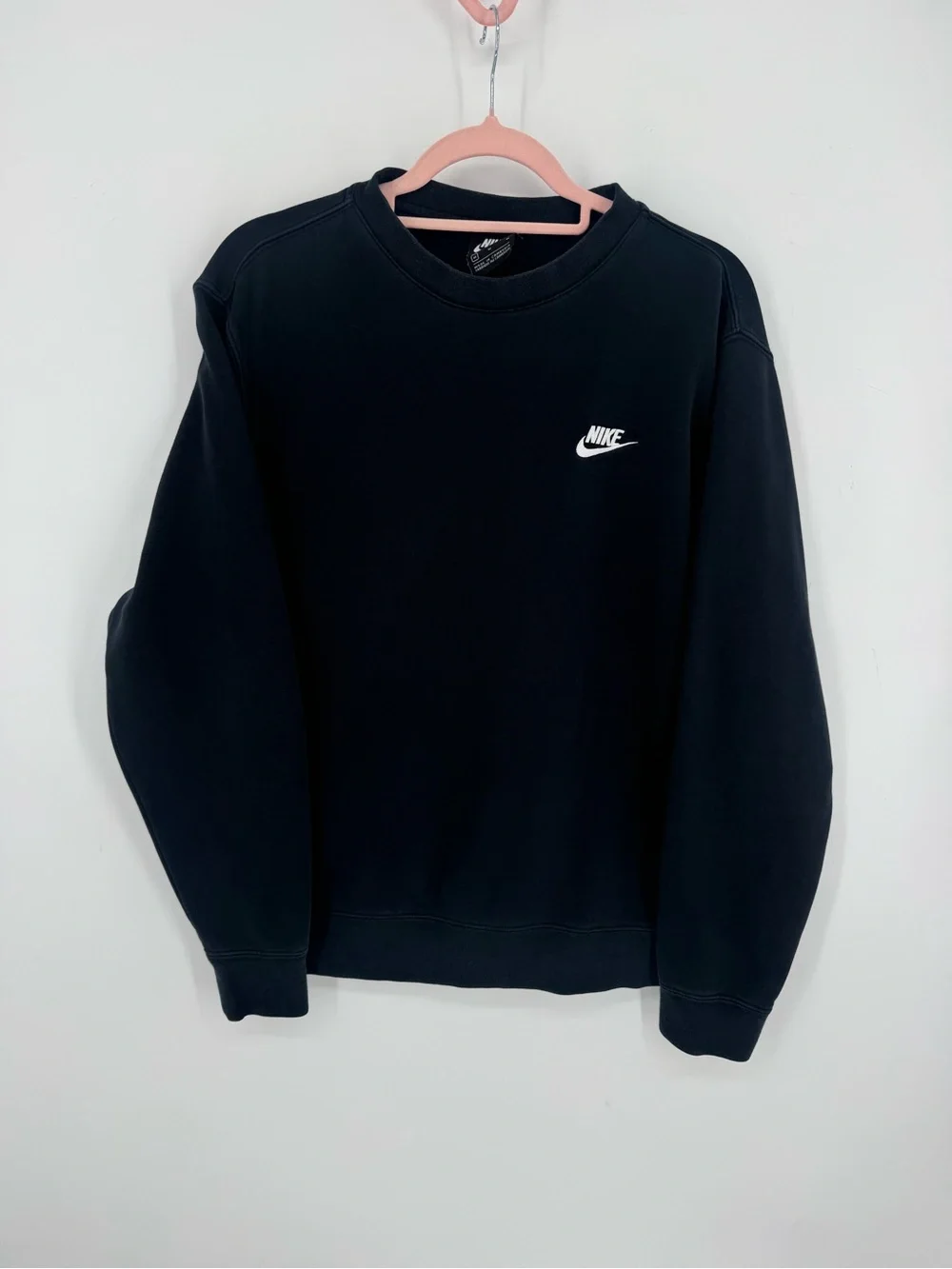 Nike Black Neutral Everyday Men's Women's Crew Neck Worn In Sweater Size Medium